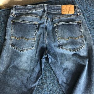 Size 34 X 30 American Eagle Jeans 👖